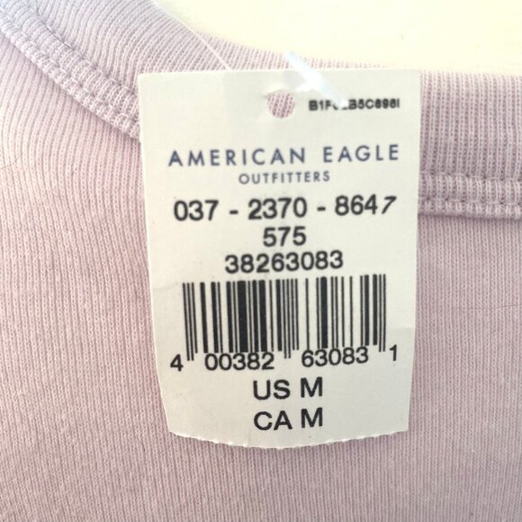 NWT - American Eagle Outfitters T-shirt Top - Medium - Picture 3 of 3